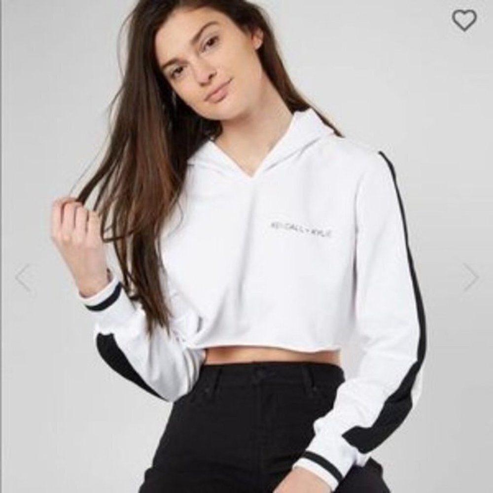 kendall & kyllie Cotton Blend Long Sleeves Crop Hoodie